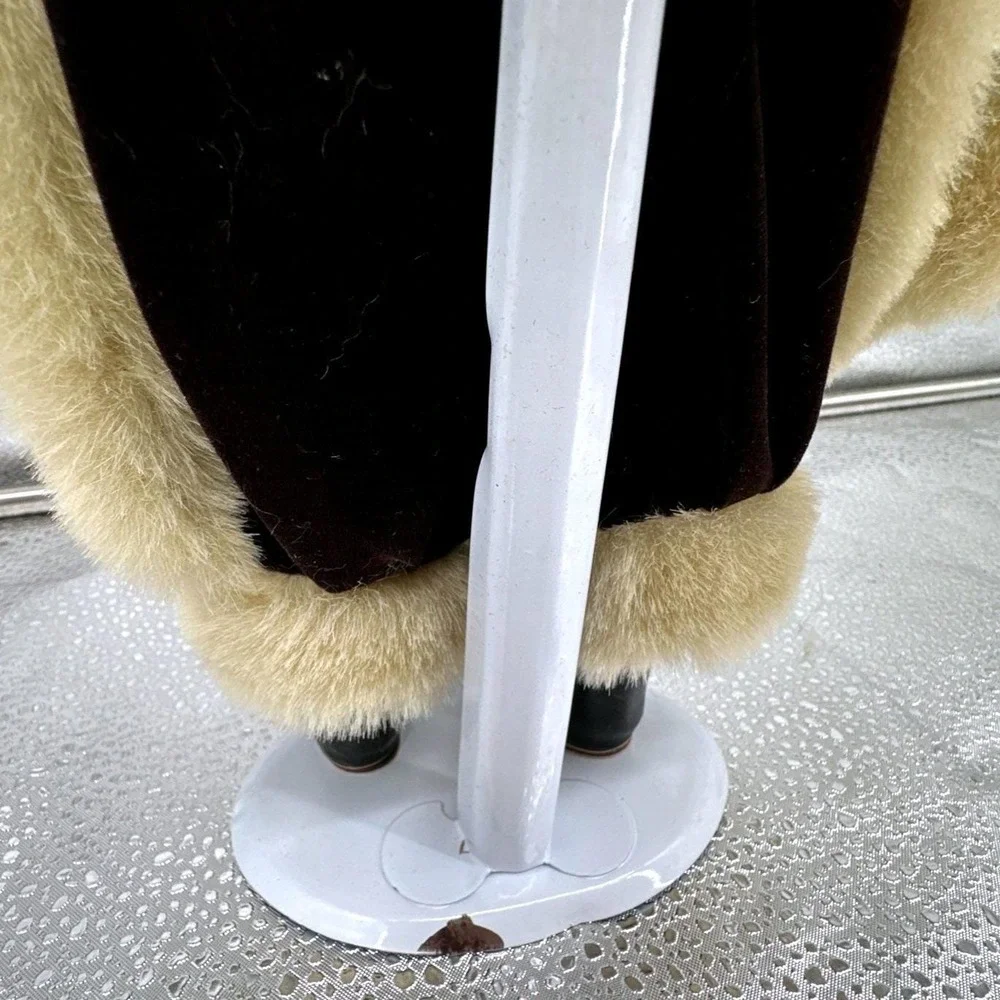 Vintage Porcelain Eskimo Doll Faux‎ Fur Hooded Outfit Display Collectible